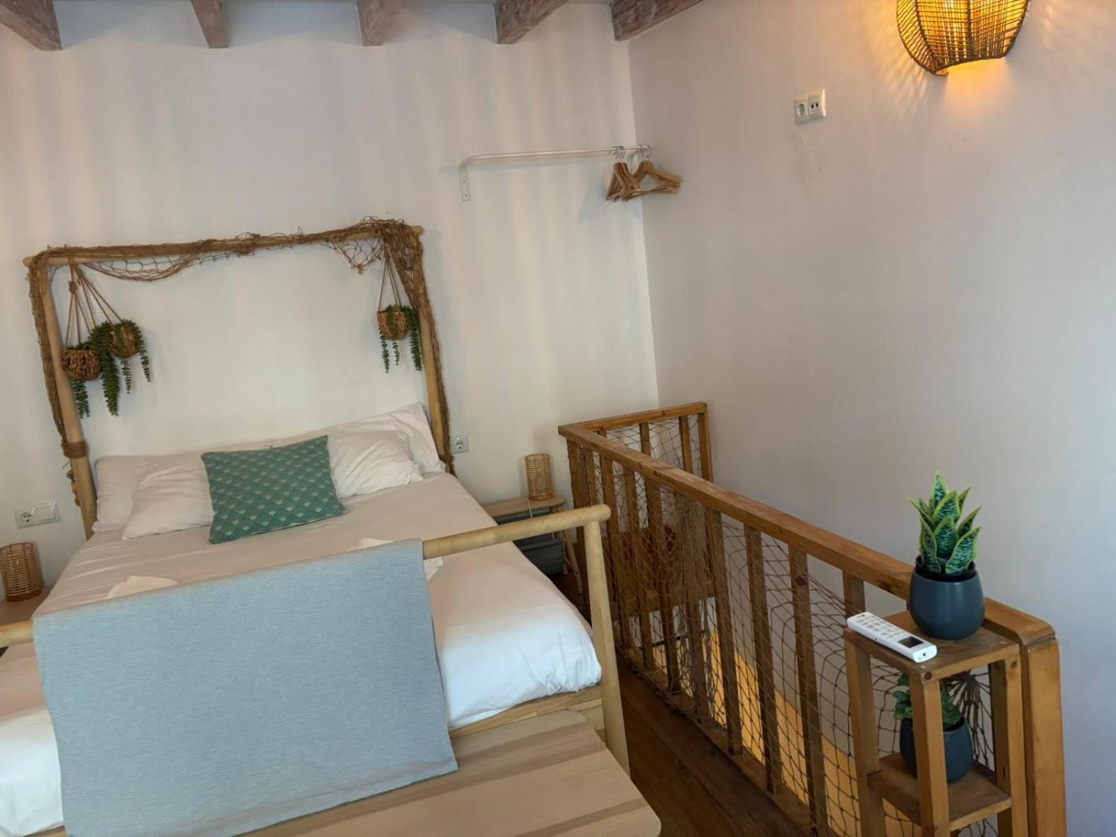Private Terrace-Romantic-Sea, Castle Views-Central Alicante Extérieur photo
