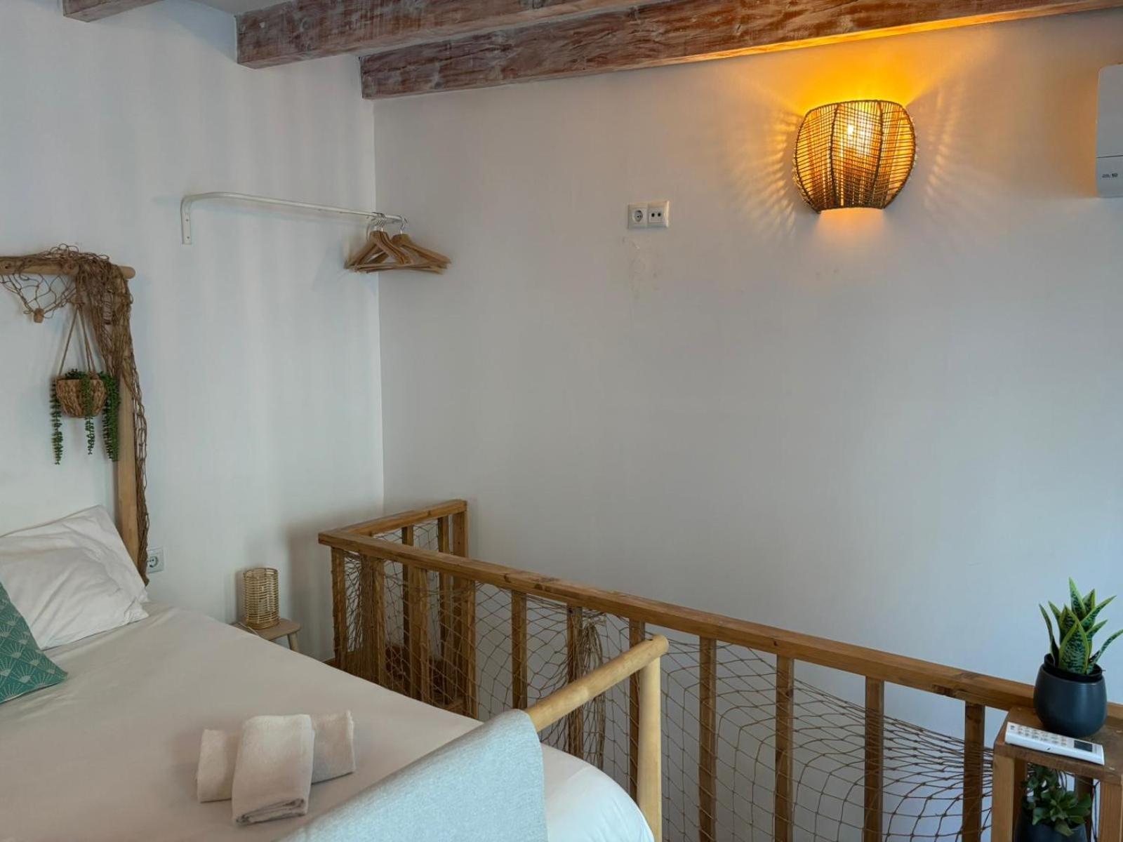 Private Terrace-Romantic-Sea, Castle Views-Central Alicante Extérieur photo