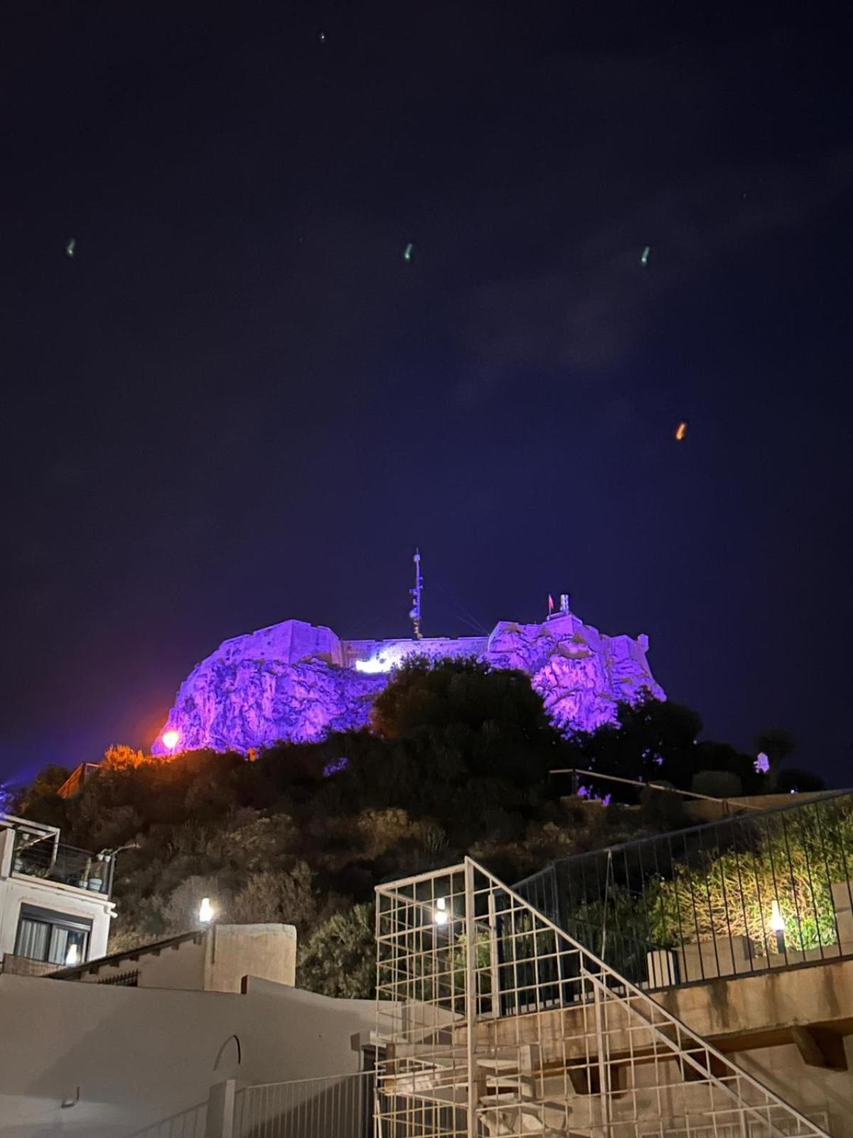 Private Terrace-Romantic-Sea, Castle Views-Central Alicante Extérieur photo