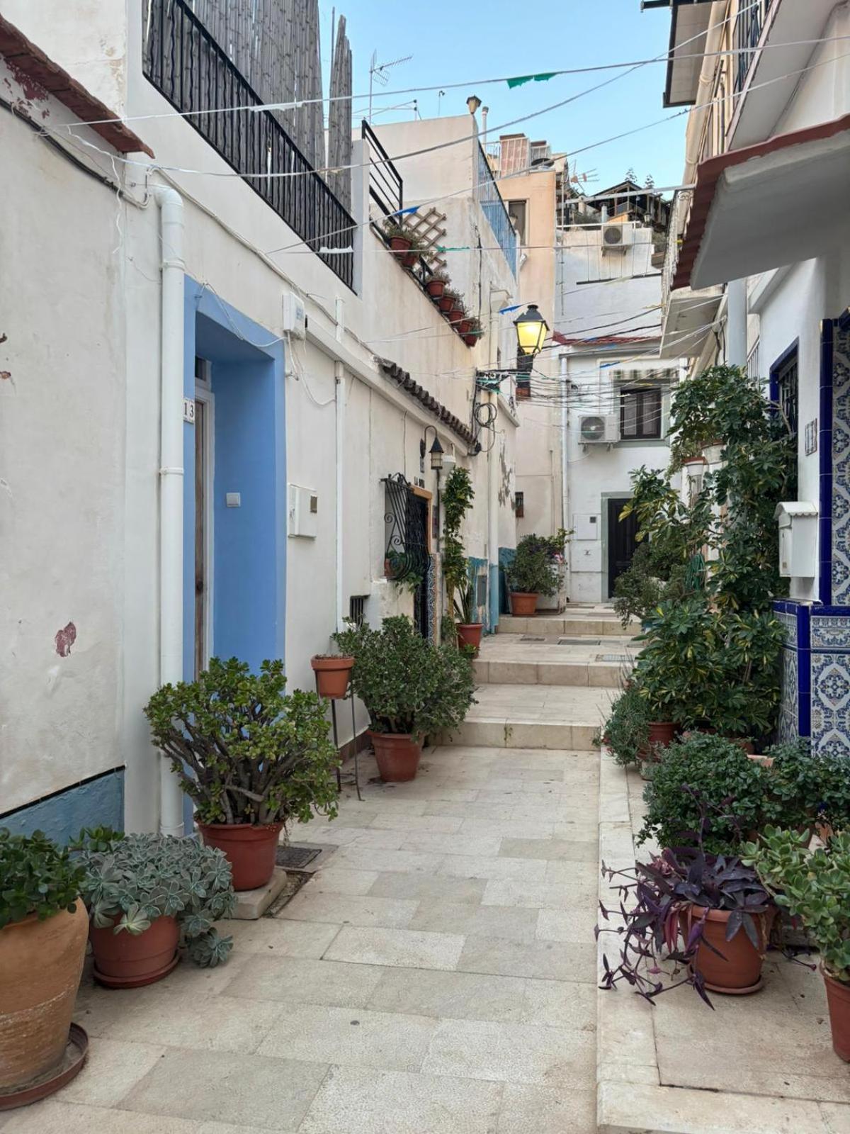 Private Terrace-Romantic-Sea, Castle Views-Central Alicante Extérieur photo